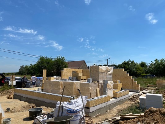 Autoconstruction d'une maison ossature bois à Haillot​