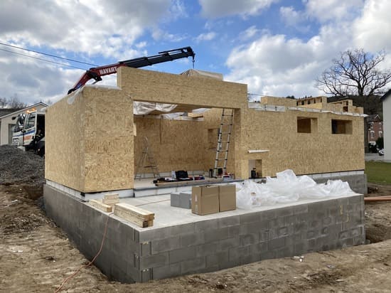 Construction d'une mini maison ossature bois
